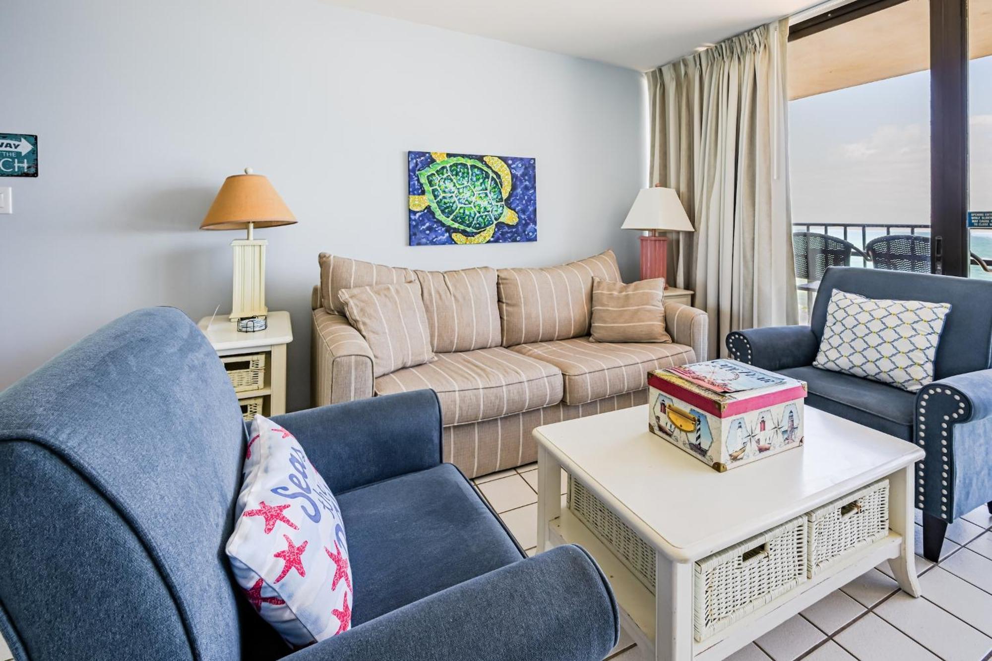 Octopus Garden 1br, King Bed, Indoor & Outdoor Pool * Carolina Beach
