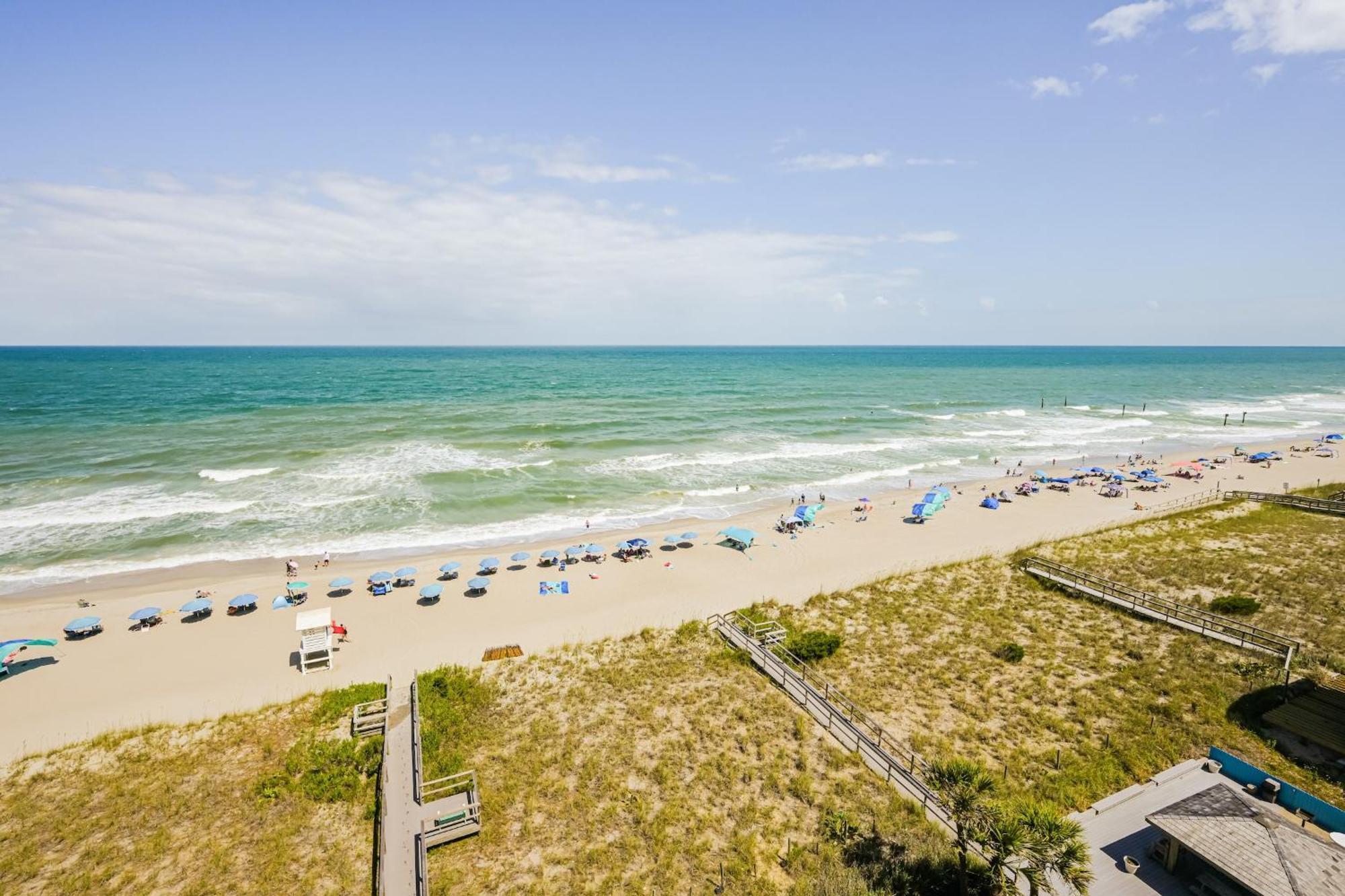 Octopus Garden 1br, King Bed, Indoor & Outdoor Pool Carolina Beach